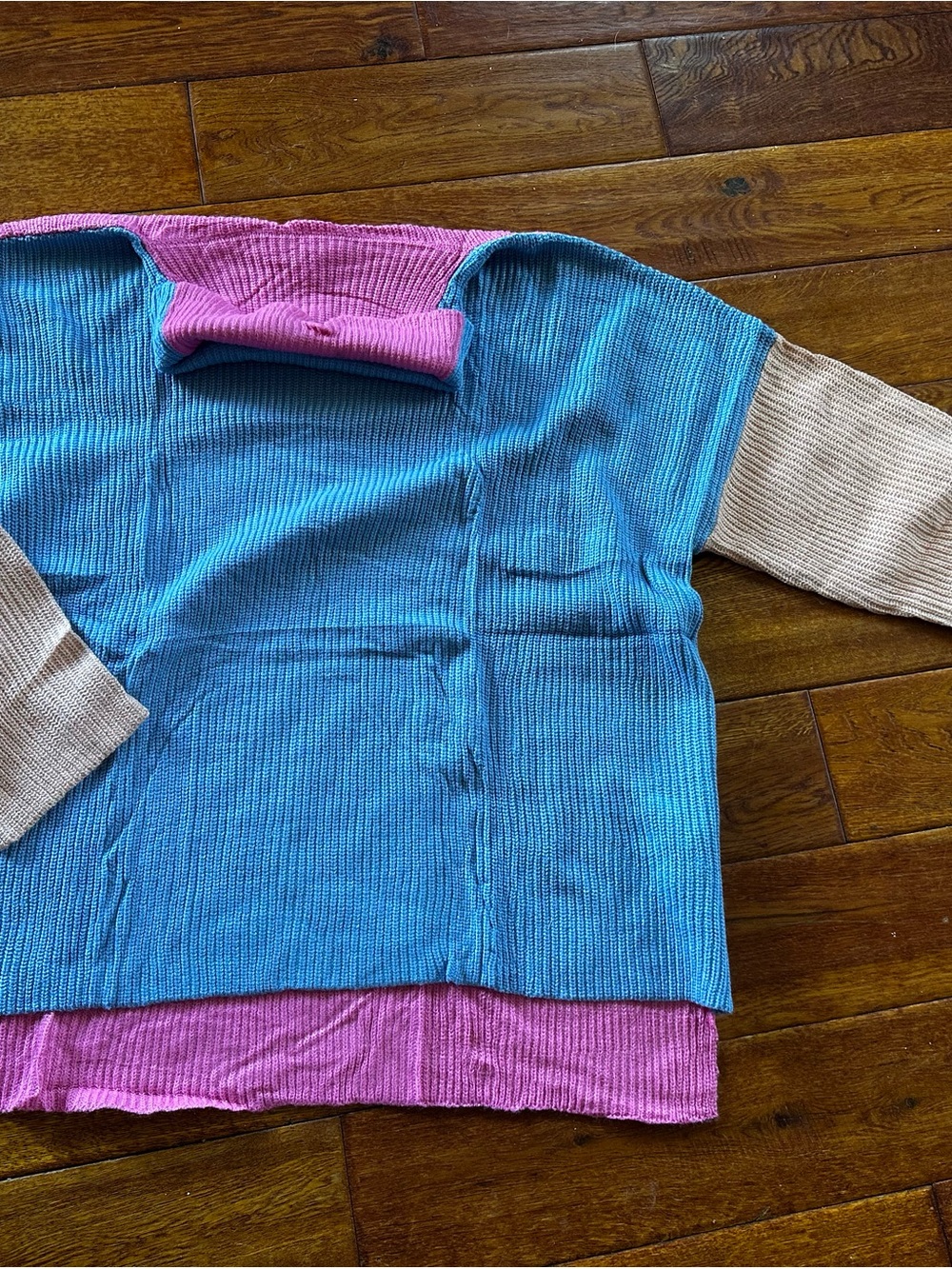zeagoo Colorblock Ribbed Pullover in Blue, Pink & Beige